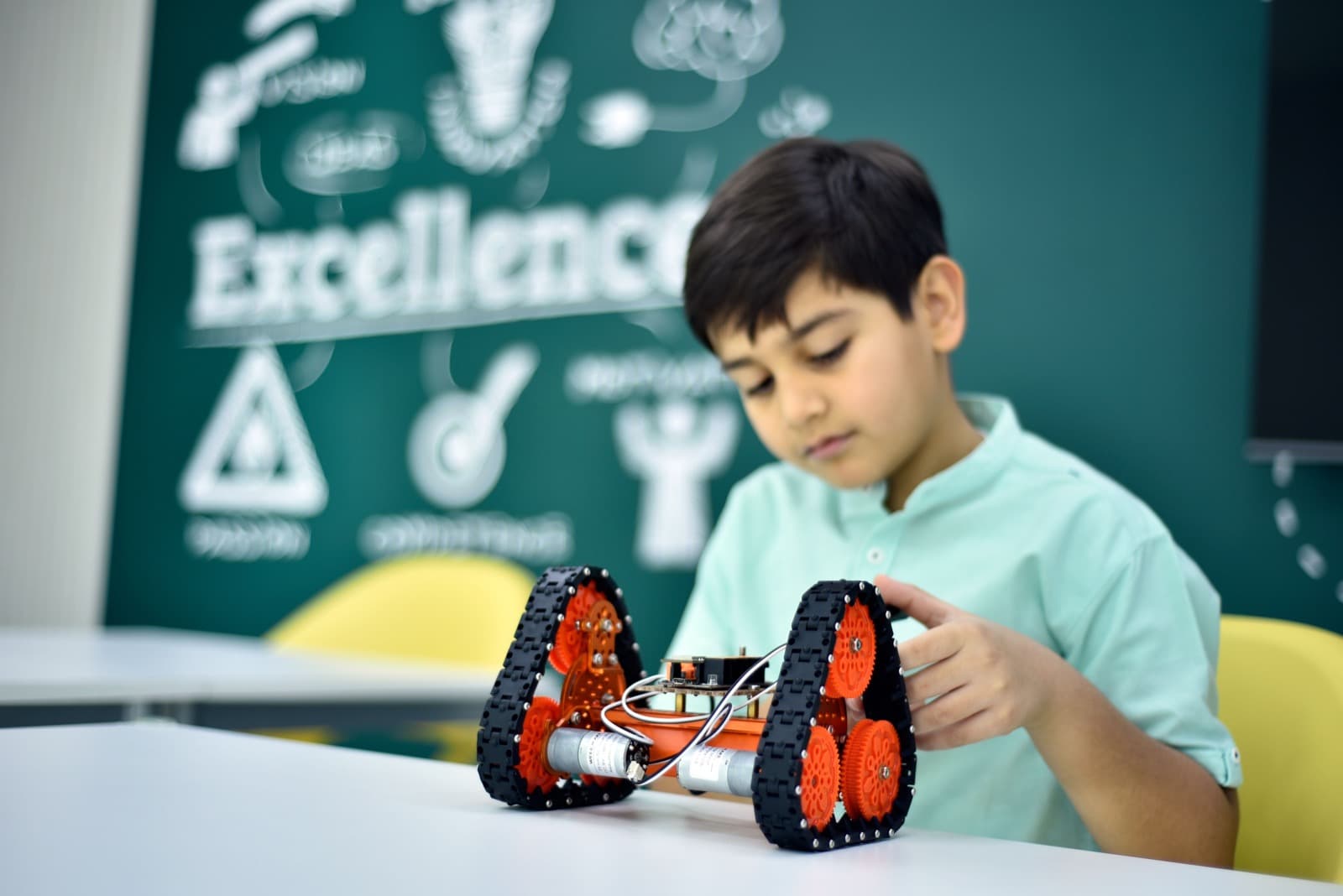 Robotics at Young Leaders Hub